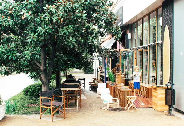Enhance Your Outdoor Space with Stylish Outdoor Decorative Furniture